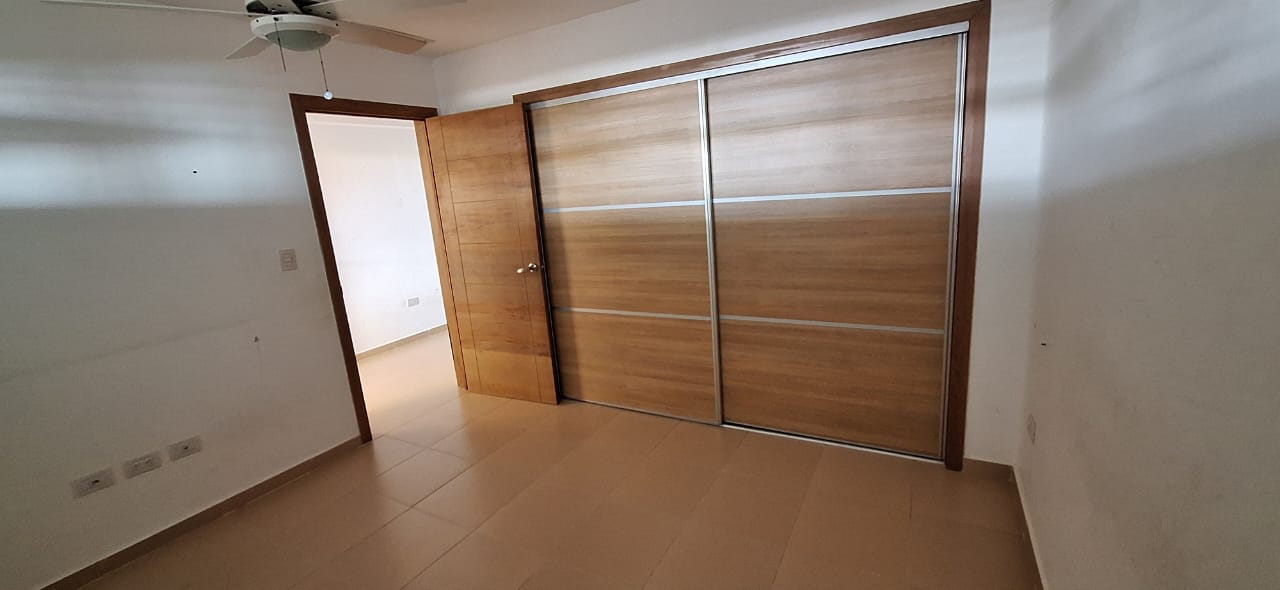 Beachfront Condo Special Unique Price - Image 2