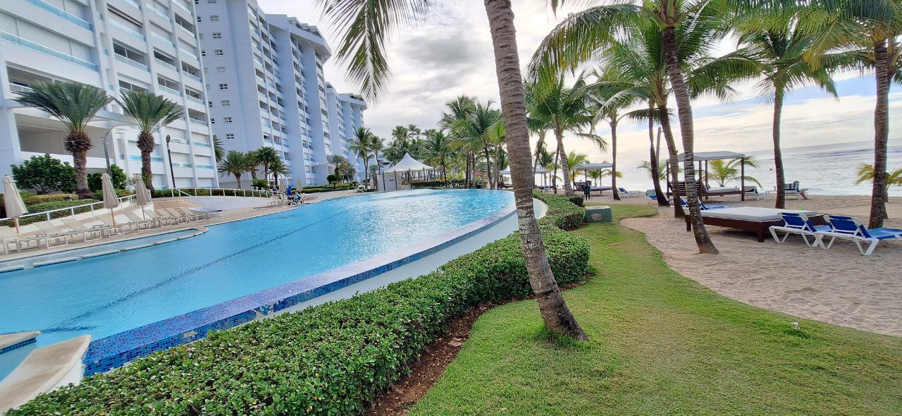 Beachfront Condo Special Unique Price - Image 4