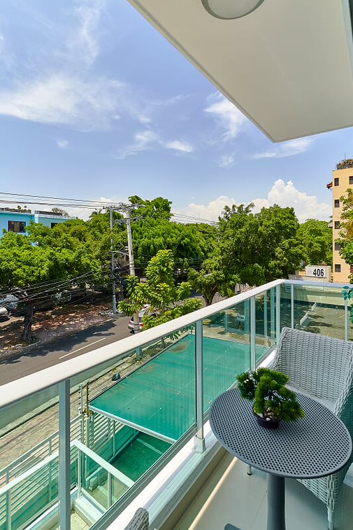 Great Investment Opportunity One Bedroom Fully Furnished - Image 3