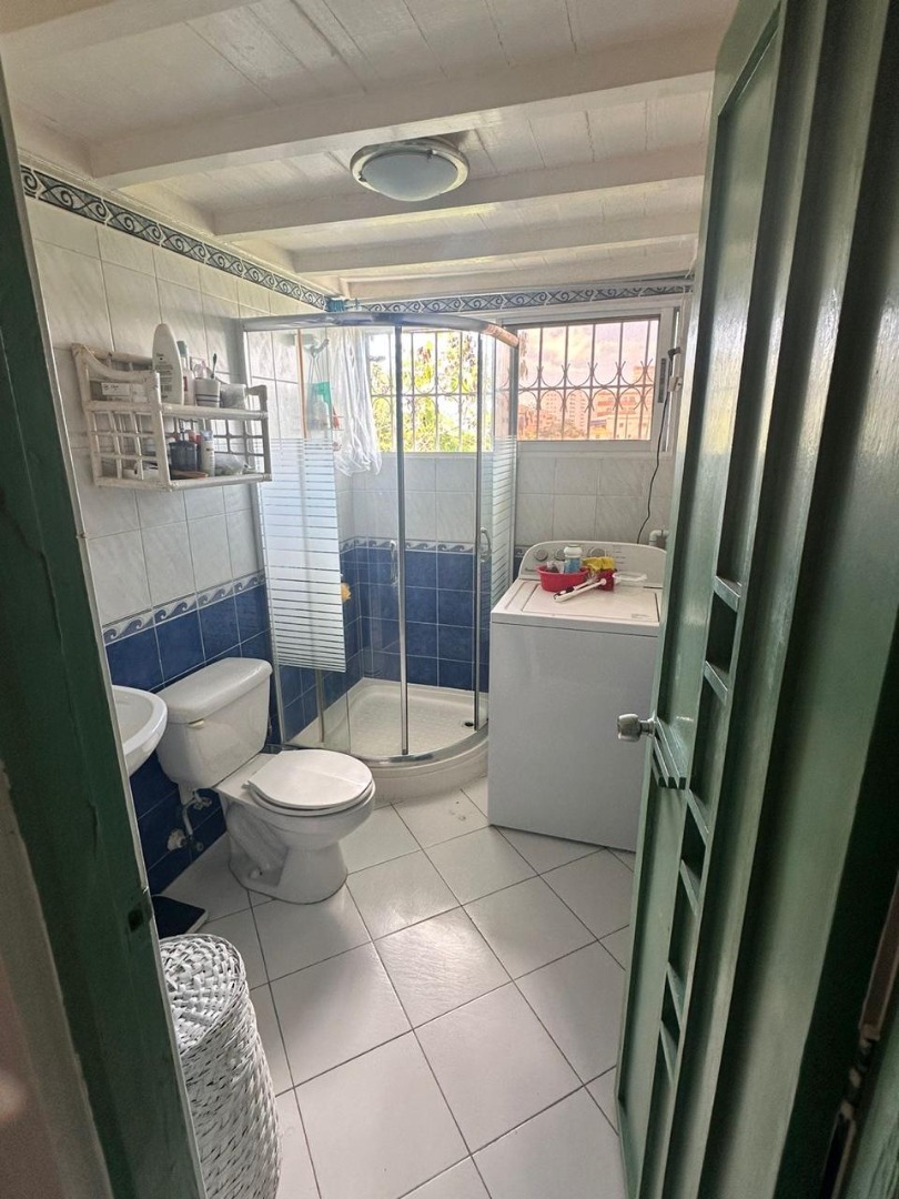 Apartamento En Alquiler Y Venta En Evaristo Morales - Image 3