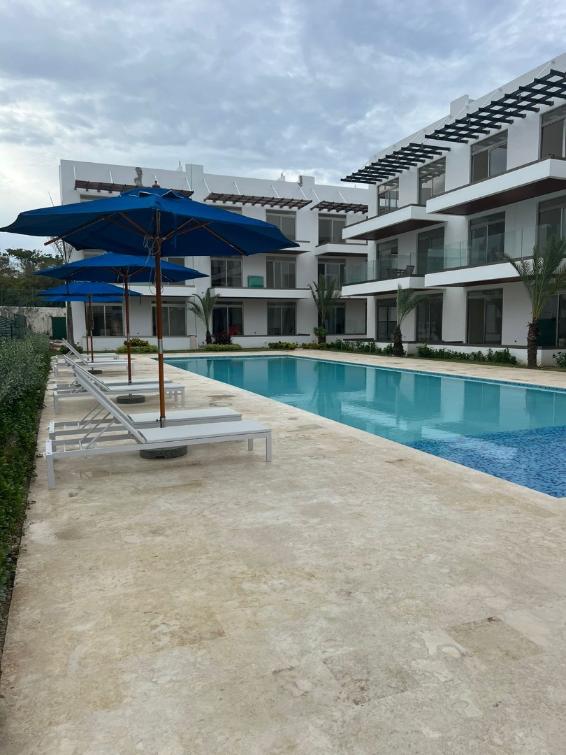 Fully Furnished Two-bedroom Condo With Exclusive Beach Access - Image 5