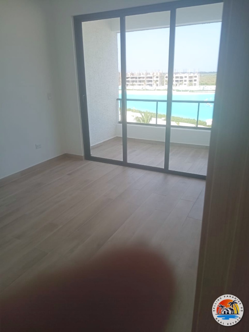 Penthouse - 3 Bedroom Plus Den - 2 Stories - 2450 Sq. Ft. - Image 5