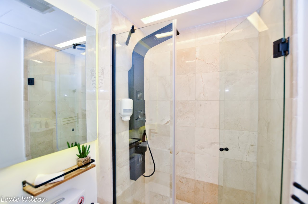 Cana Rock Furnished 2br Penthouse With Rooftop - Image 5