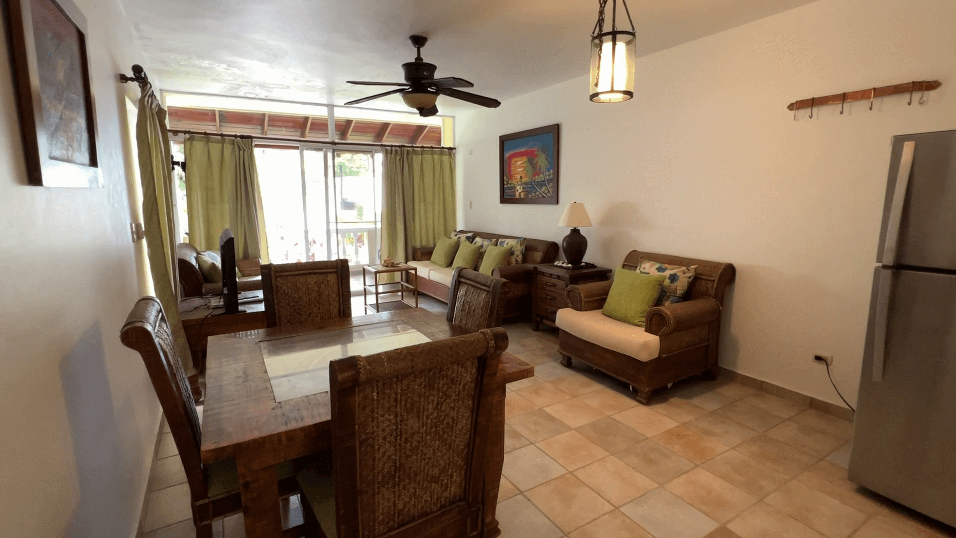 1 Bedroom Condo In With Ocean Views - Image 3