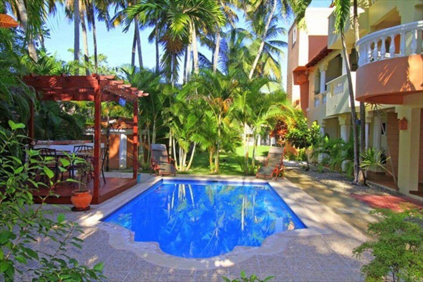 1 Bedroom Condo In With Ocean Views - Image 8