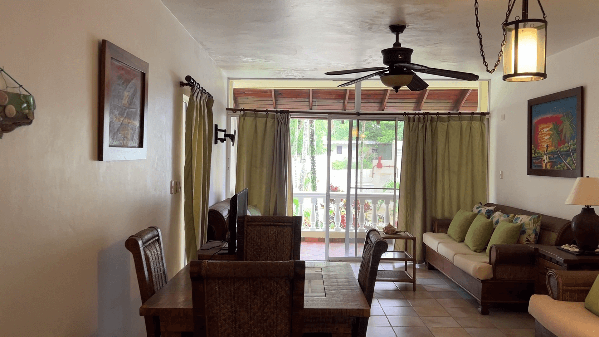 1 Bedroom Condo In With Ocean Views - Image 19