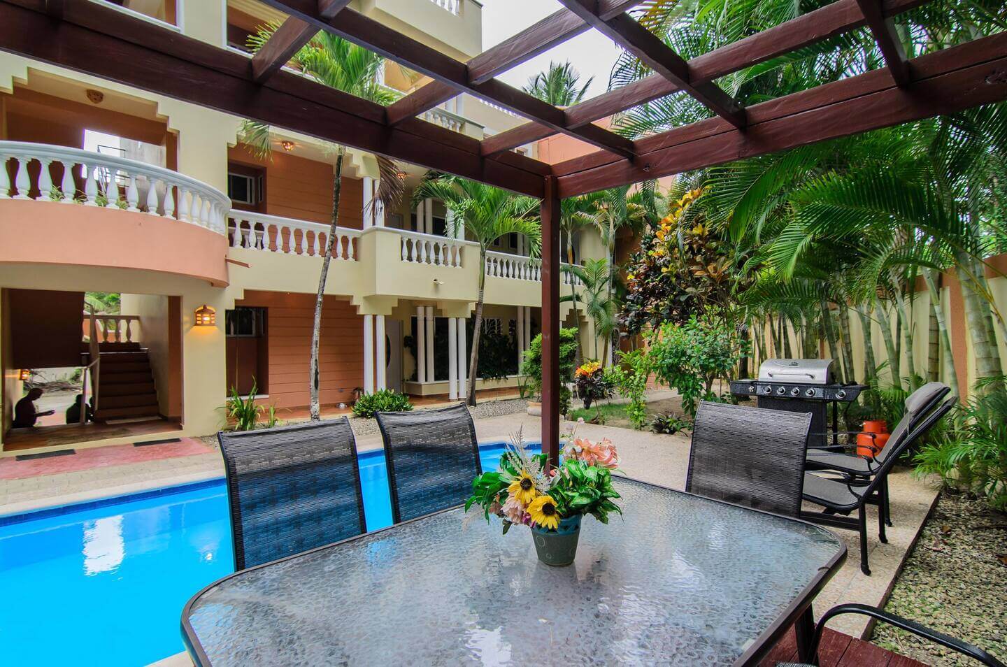 1 Bedroom Condo In With Ocean Views - Image 20