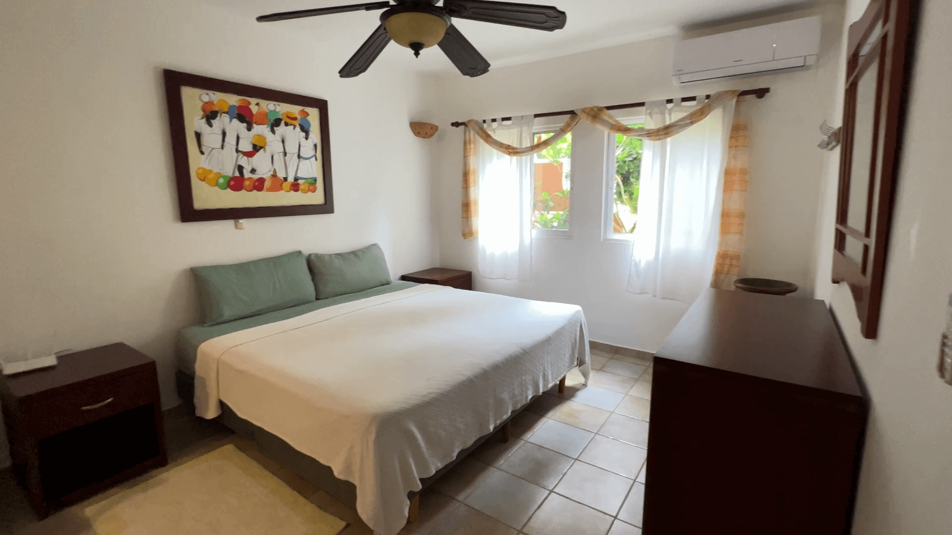 1 Bedroom Condo In With Ocean Views - Image 22