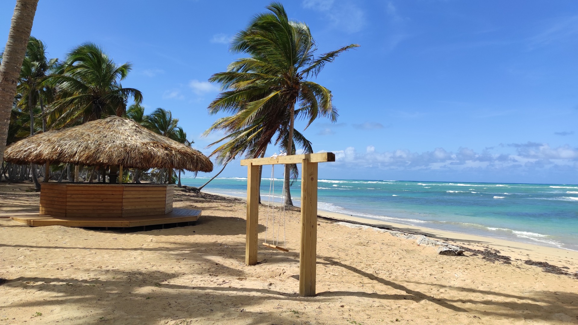 Large 2 Bedroom Beach Front Rental In Uvero Alto - Long Term Only - Image 2