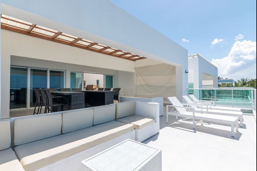 First Class Beachfront Penthouse - Image 5
