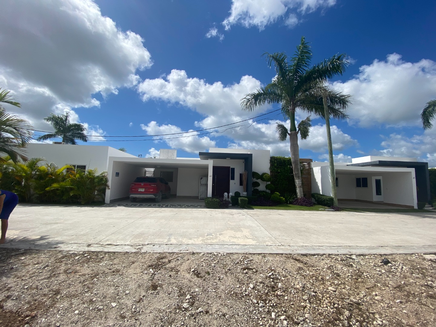 Beautiful Modern Villa - Image 5