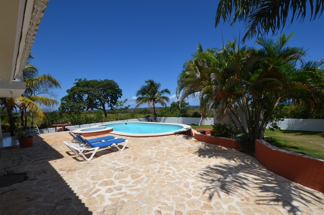 Villa With Marvelous Ocean View - Image 3