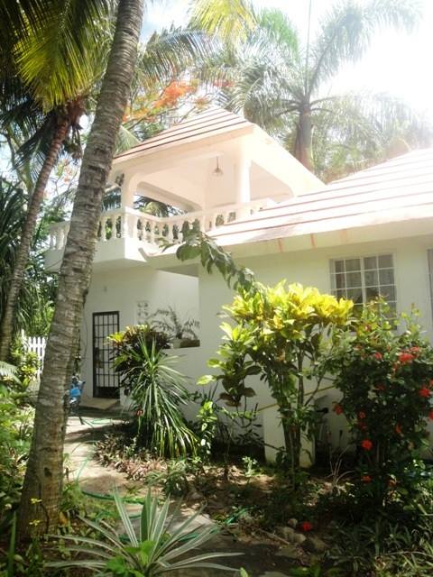 Fixer Upper 2 Bed - Image 4