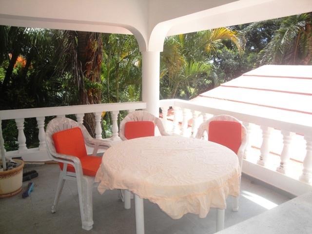 Fixer Upper 2 Bed - Image 5