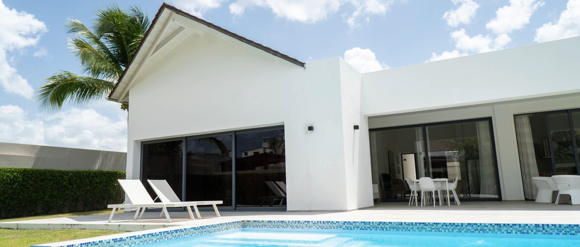 Exclusive Villa In Tracadero; Luxury, Privacy; Sustainability - Image 4