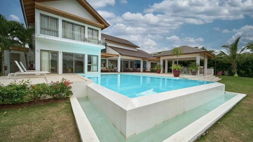 New Villa In Casa De Campo - Image 12