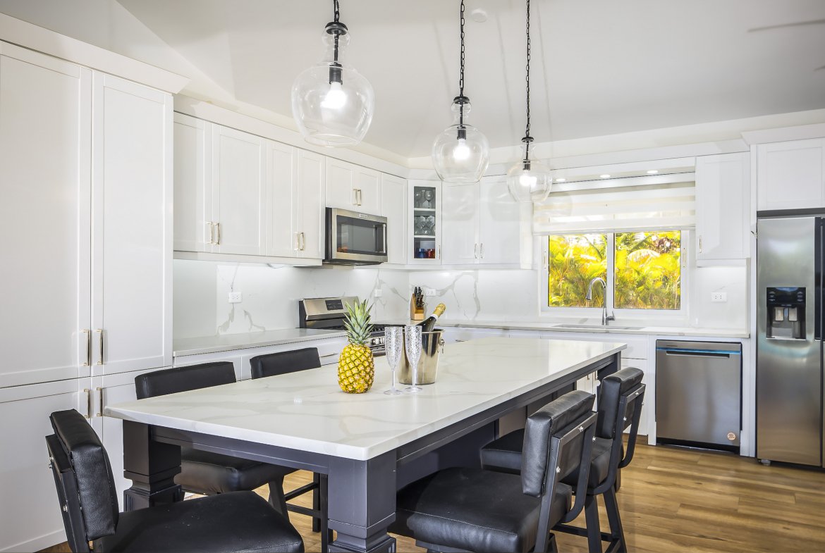 Beautiful 5-Bedroom Villa For Sale In Casa Linda - Image 3