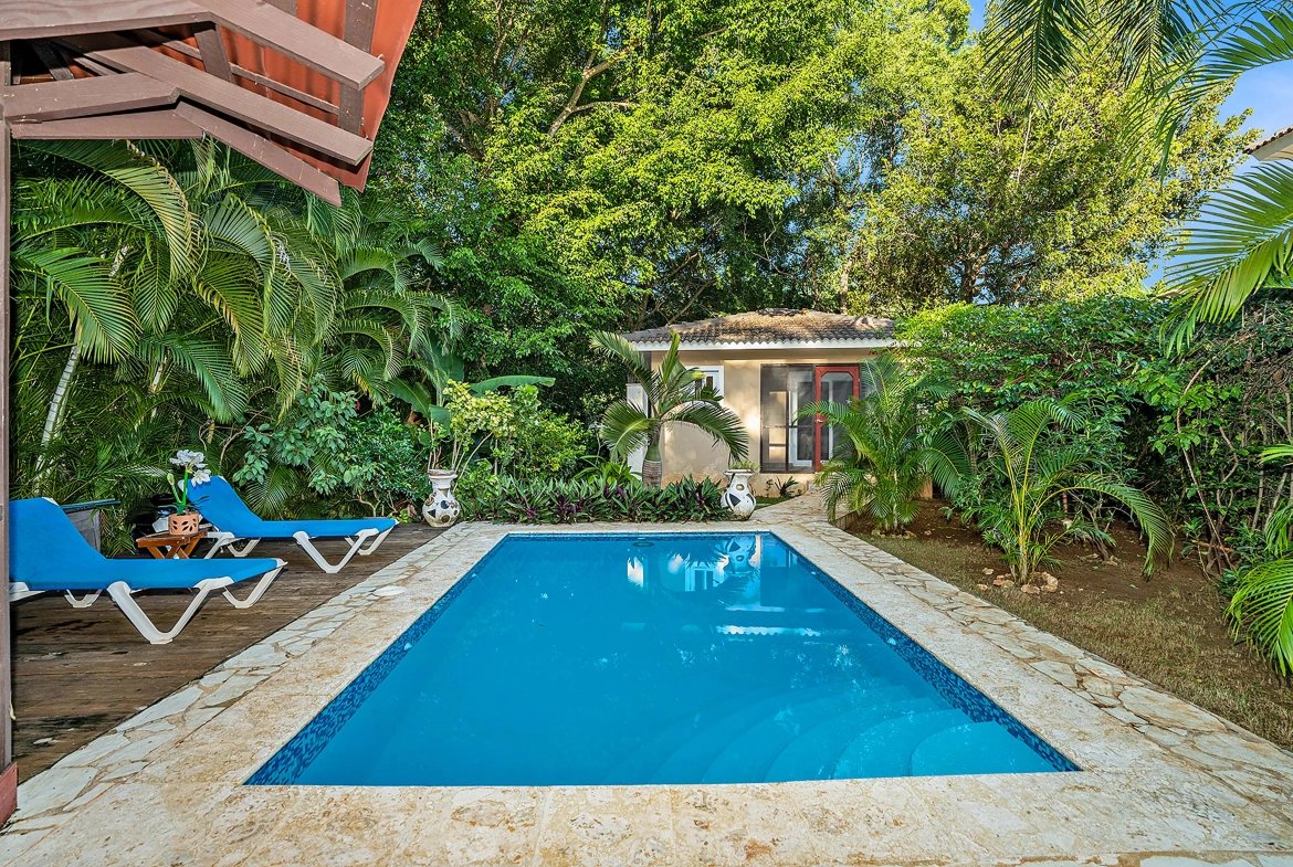 Beautiful 1 Bedroom Villa in Hispaniola  - Image 3