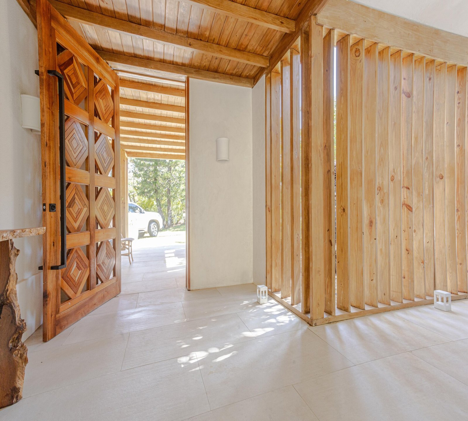 Exceptional 6-Bed Luxury Retreat Seahorse Ranch, Cabarete, Real Estate For Sale - Image 4