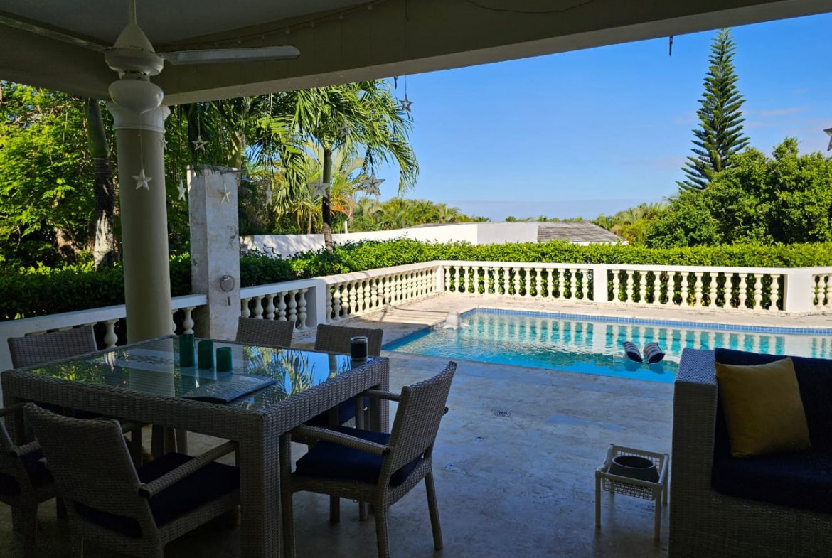 Beautiful Casa Linda Villa, 3 BR with Guesthouse For Sale - Image 4