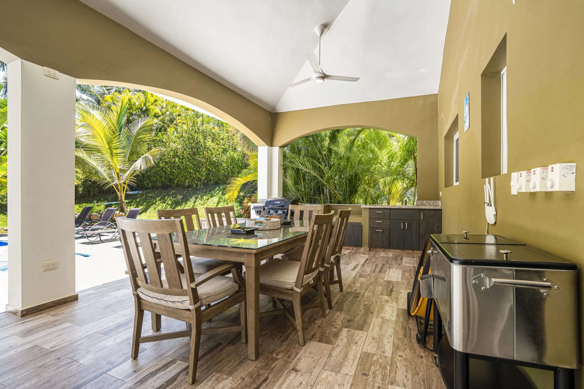 Hispaniola Residencial 4 Bed Re-Sale Home - Sosua Cabarete Real Estate - Image 3