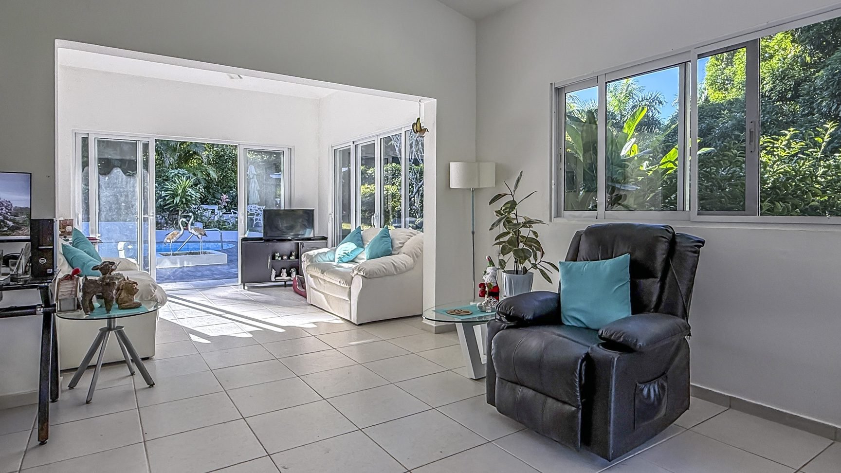 Upgraded Tropical Villa in Sosúa – Private Garden & Waterfall - Image 5