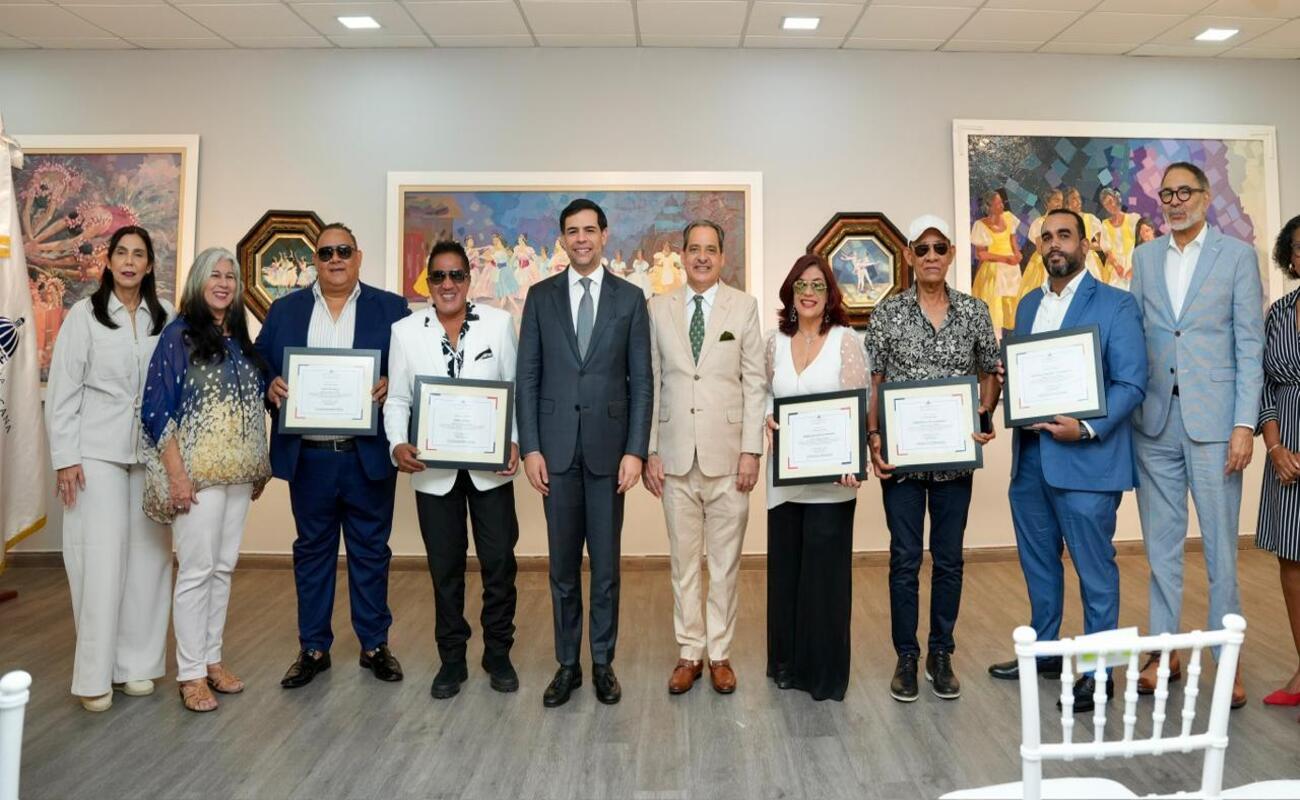 Dominican Republic Inducts Six Merengue Icons into Permanent Gallery