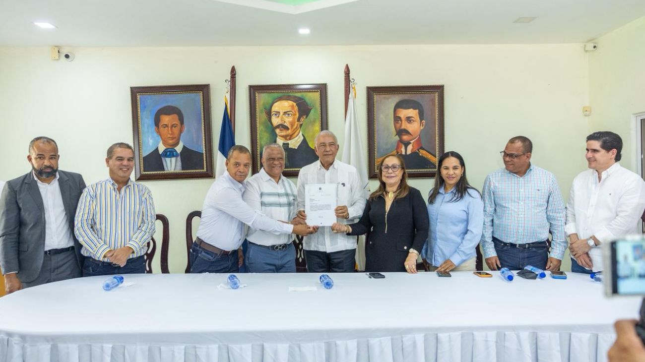 Dominican Government Commits RD$50 Million to Local Infrastructure