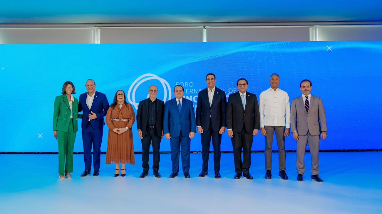 Dominican Minister Highlights Santiago's Future, Announces Amber Highway Tender