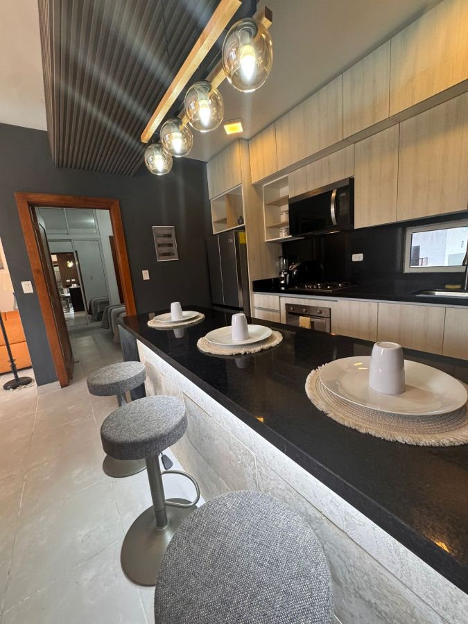 Fully Furnished 3-Bedroom Apartment in White Sands Community - Image 1