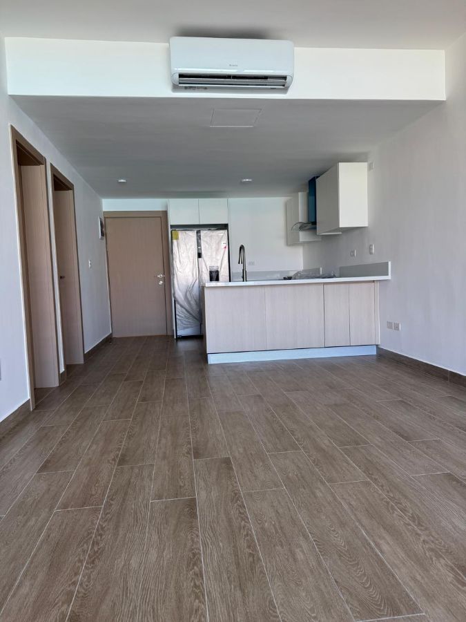 Brand-New 2-Bedroom Apartment with Stunning Crystal Lagoon Views - Image 4