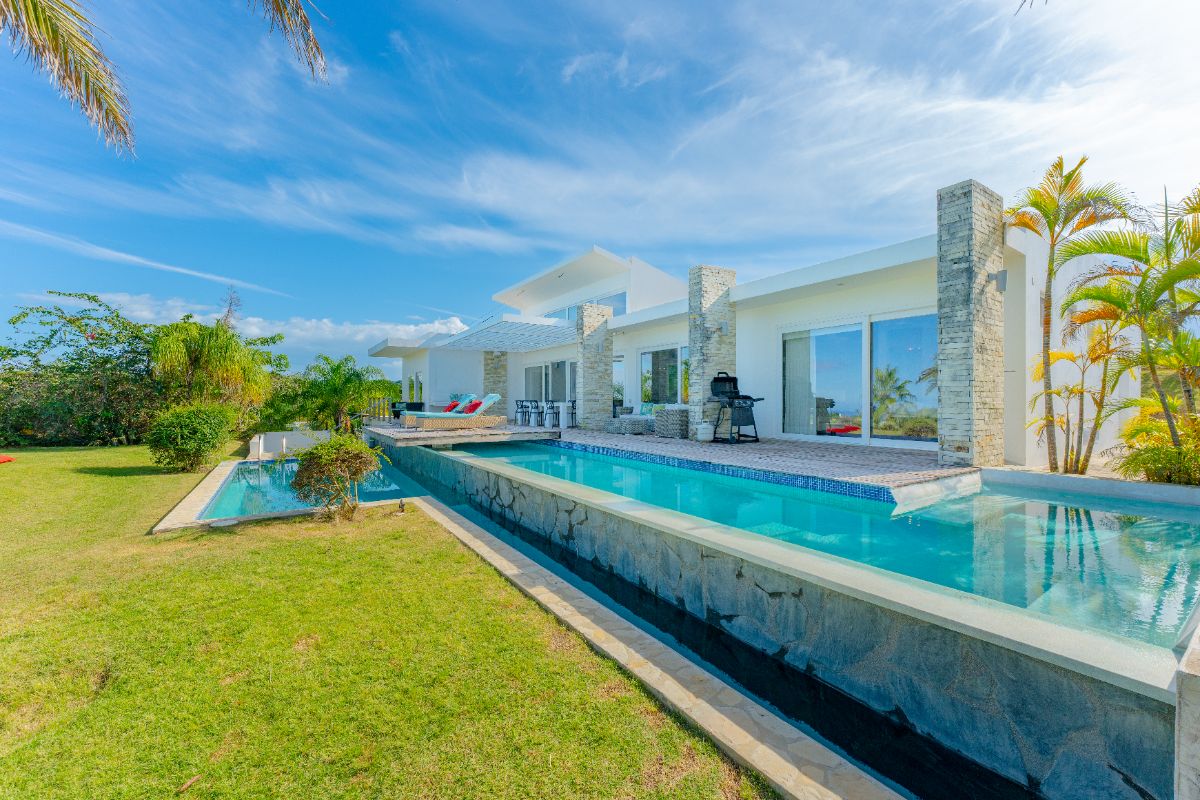 The villa dreamed up by Pablo Escobar, it can be yours - Image 4