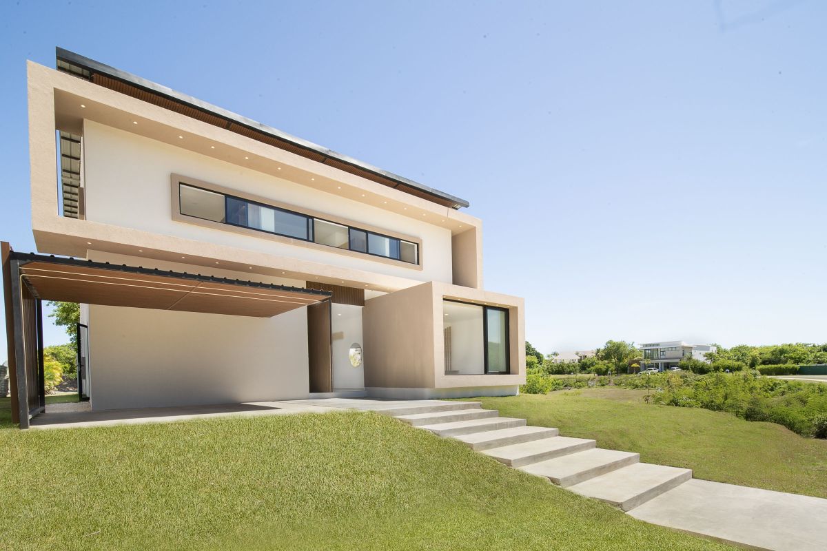 Timeless Luxury Villa in Exclusive Caletón Residences, Cap Cana - Image 1