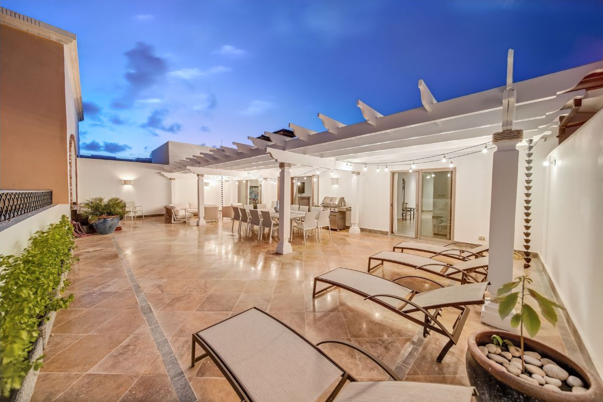 Oceanfront 4-Bedroom Luxury Penthouse in Fundadores, Marina Cap Cana with Private Rooftop & Panoramic Views - Image 4